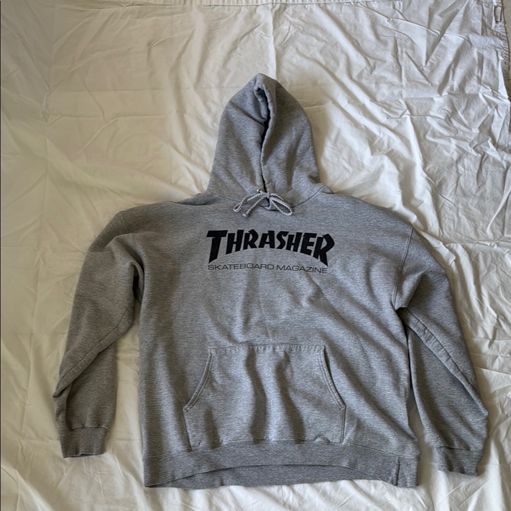Thrasher Gray Sweater with Ribbed Cuffs and Hood